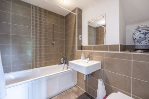 Photo 16- click for photo gallery